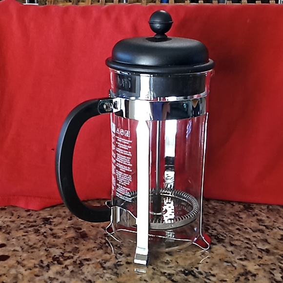 BODUM Chambord French Press Coffee Maker. 8-Cups/34 Ounce. Glass/Stainless Steel - Picture 4 of 16
